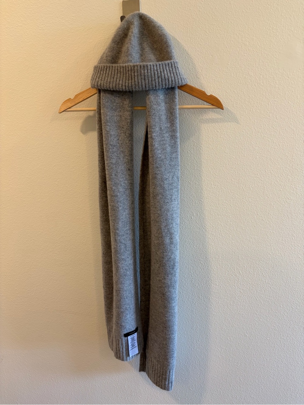 Vince Light Gray Cashmere Beanie & Hat Set